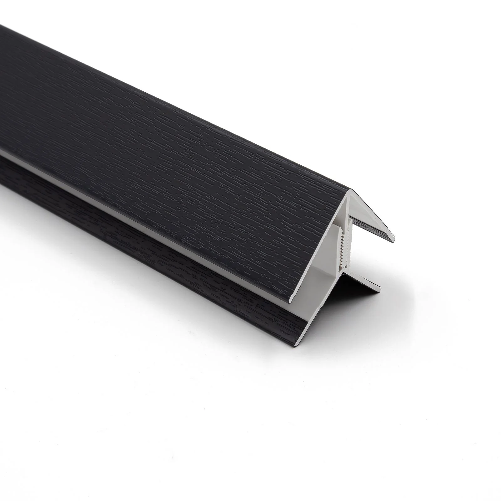 Shiplap Cladding 90° Corner Trim (2.5m) - Image 4