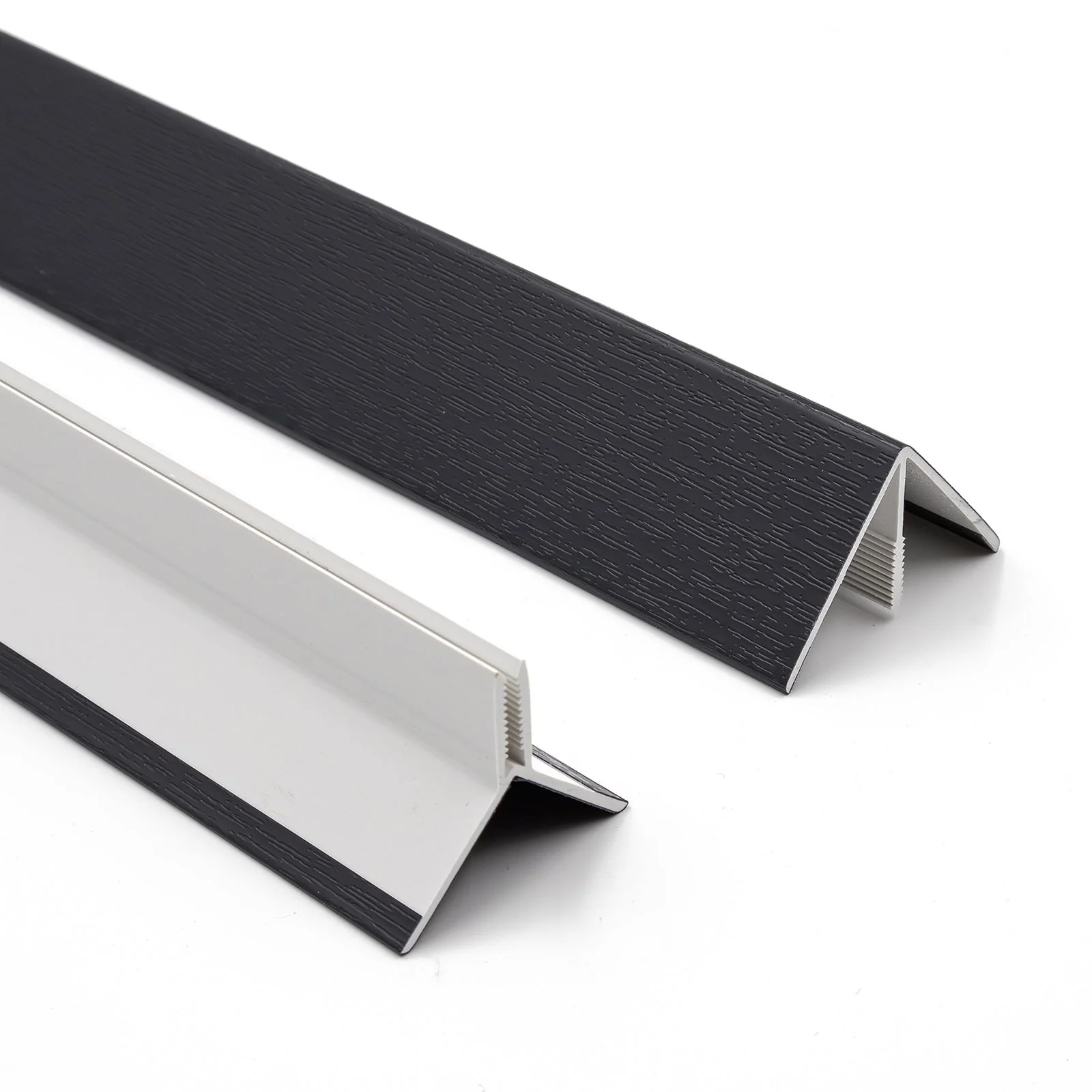 Shiplap Cladding 90° Corner Trim (2.5m) - Image 6