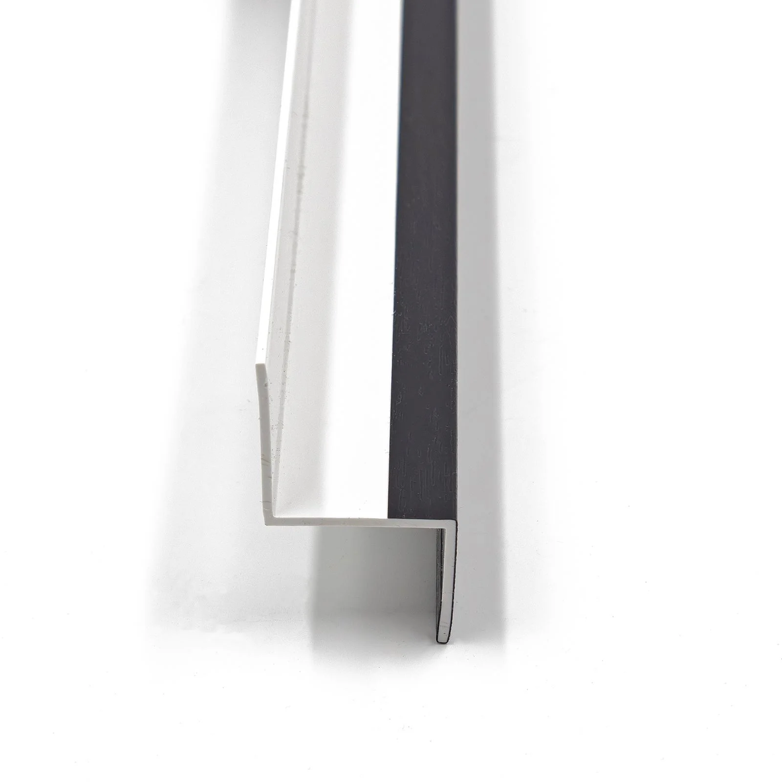 Shiplap Cladding Drip Trim (2.5m) - Image 20