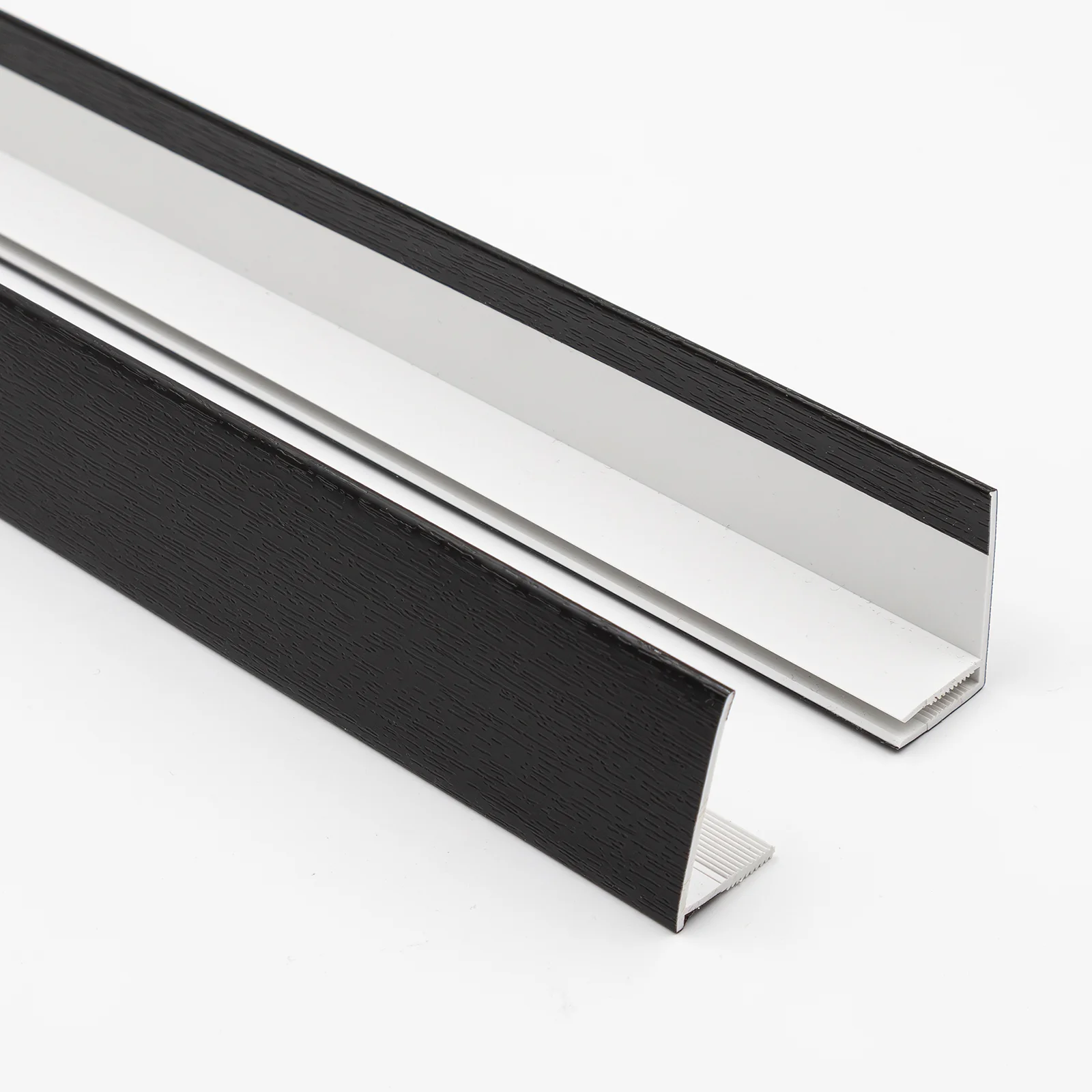 Shiplap Cladding Edge Trim (5m) - Image 13