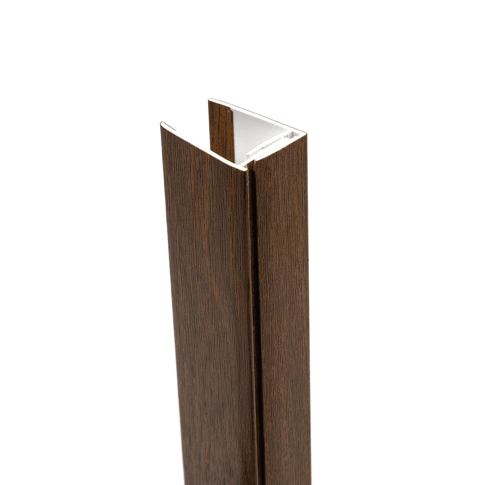 Shiplap Cladding Edge Trim (2.5m) - Image 12