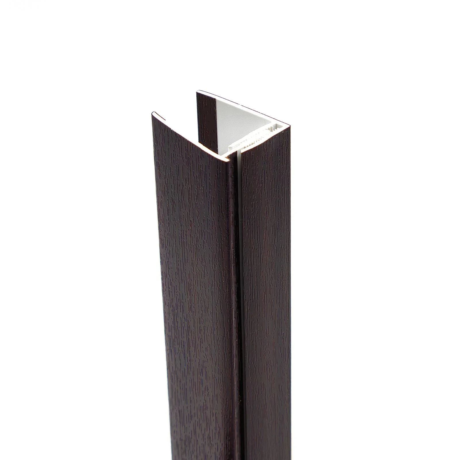 Shiplap Cladding Edge Trim (2.5m) - Image 6