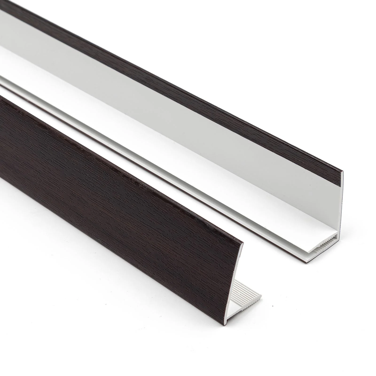 Shiplap Cladding Edge Trim (2.5m) - Image 8