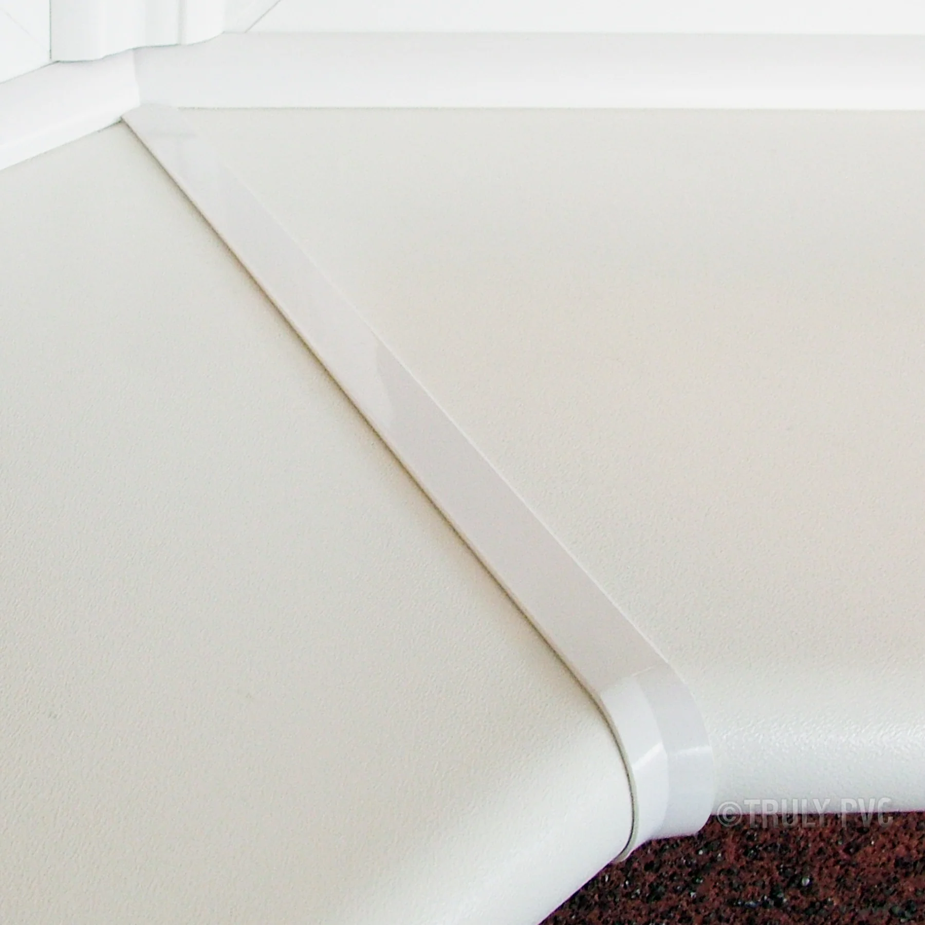 Window Board 90°/135° Internal Corner Joint - Image 3